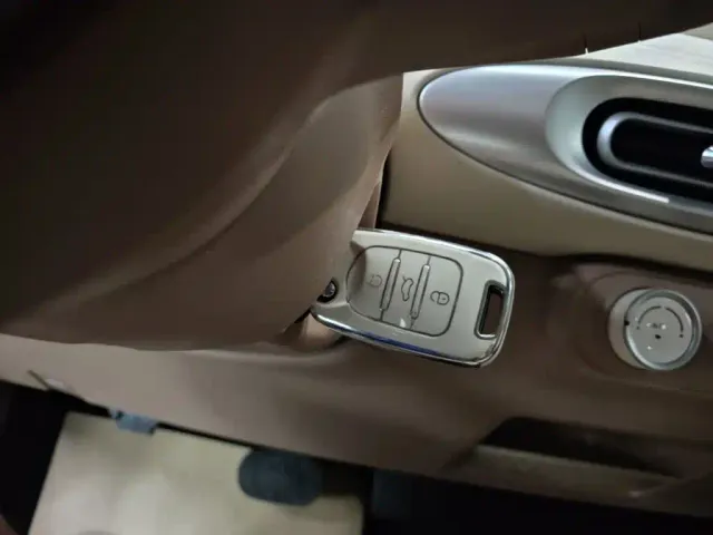 Wuling Hongguang Mini EV — Фото автомобиля 8