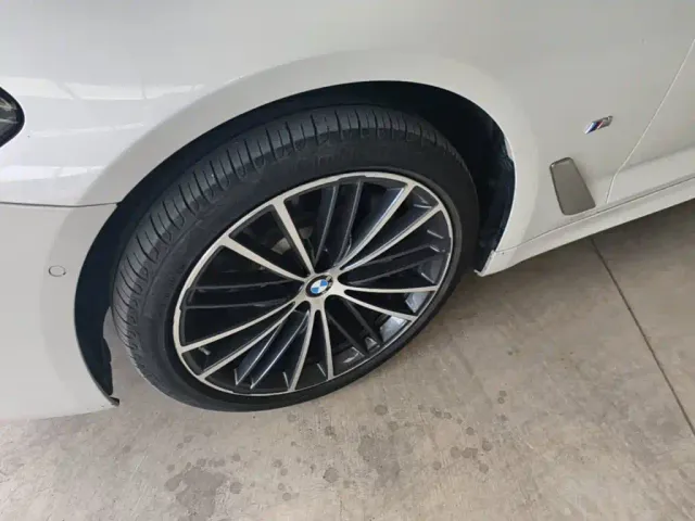 BMW 5 Series — Фото автомобиля 22