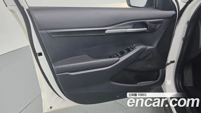 Kia Seltos New — Фото автомобиля 13