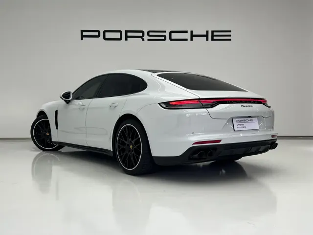 Porsche Panamera — Фото автомобиля 7