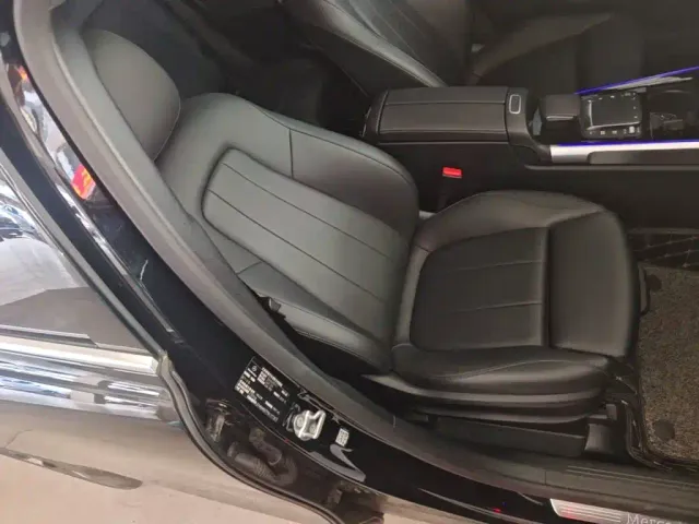 Mercedes-Benz GLB-Class — Фото автомобиля 24