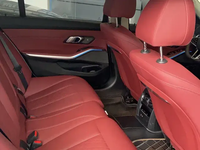 BMW 3 Series — Фото автомобиля 9