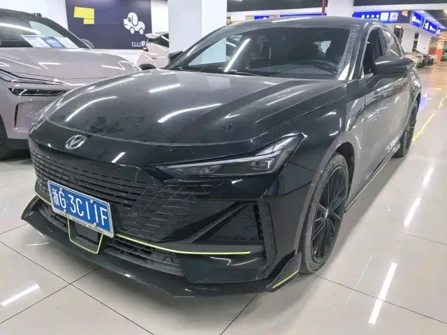 Фотография автомобиля — Changan UNI-V