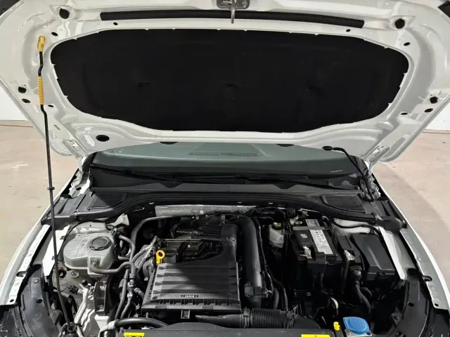 Volkswagen Golf — Фото автомобиля 19