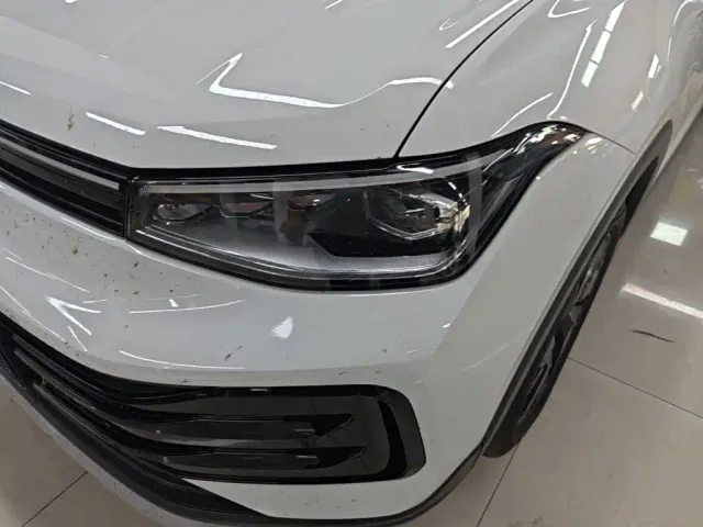 Volkswagen Tharu — Фото автомобиля 23
