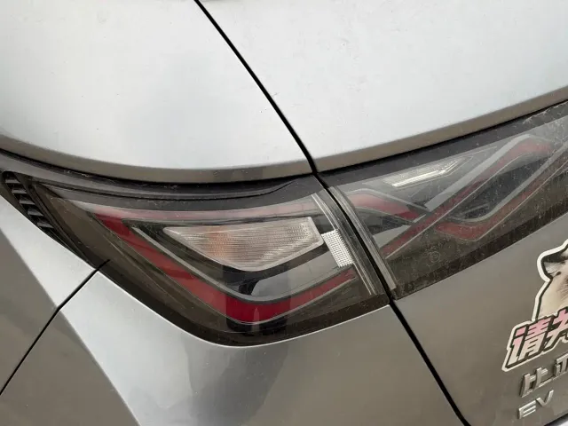 BYD Dolphin — Фото автомобиля 12