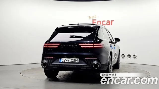 Genesis GV70 2.5T Бензин 2WD — Фото автомобиля 4