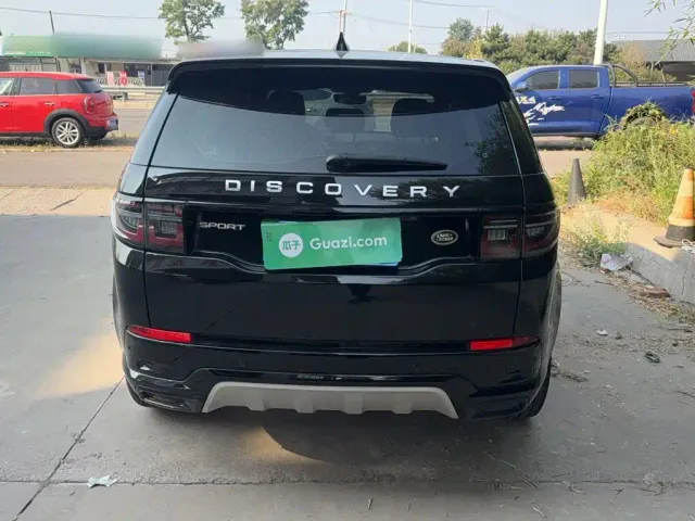 Land Rover Discovery Sport — Фото автомобиля 9
