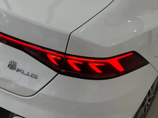 BYD Qin PLUS — Фото автомобиля 6