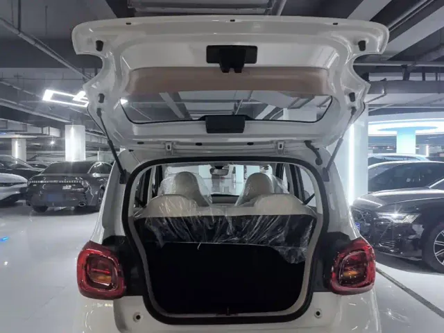 Wuling Hongguang Mini EV — Фото автомобиля 18