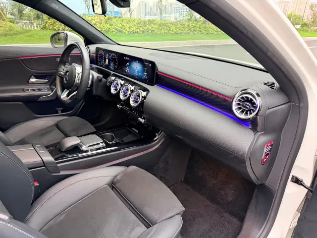 Mercedes-Benz A-Class — Фото автомобиля 8
