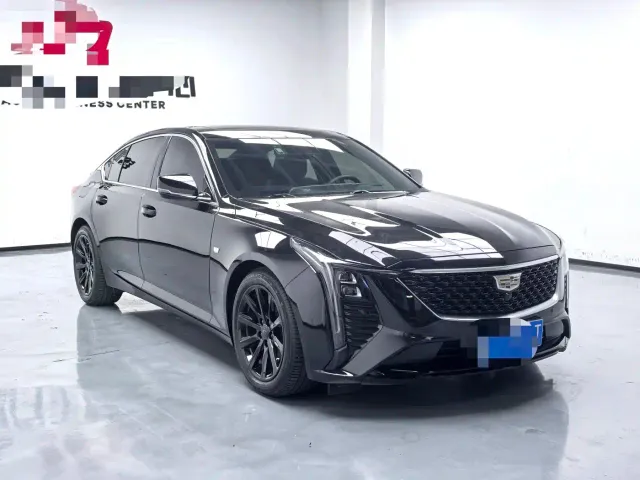 Cadillac CT5 — Фото автомобиля 3