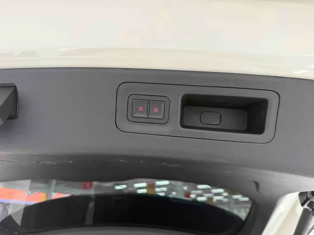 BYD Song Ultra — Фото автомобиля 21
