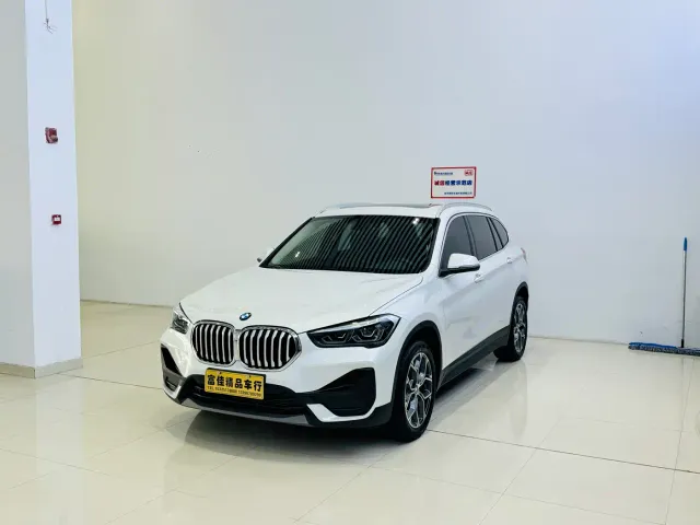 BMW X1 — Фото автомобиля 3