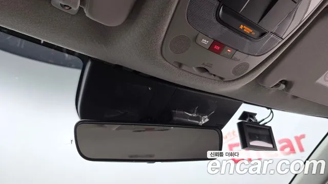 Kia Niro — Фото автомобиля 24