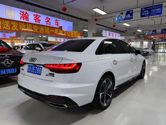 Audi A4L — Фото автомобиля 4