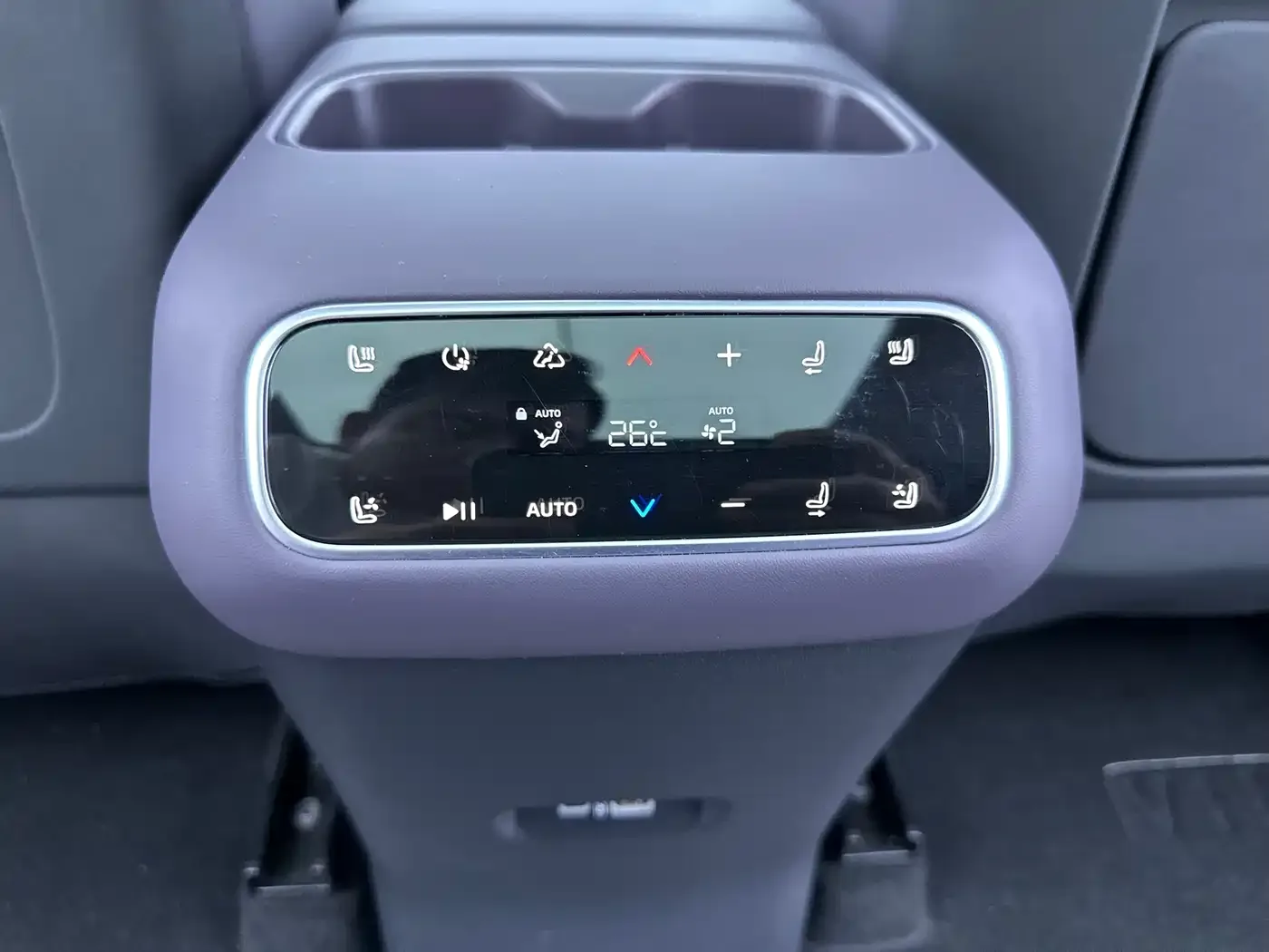 Leapmotor Leapmotor C16 2024 Extended Range 200 Premium Edition — Фото автомобиля 26