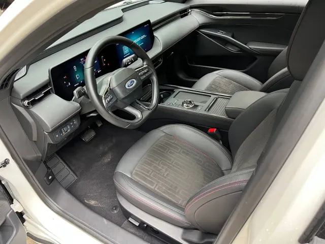 Ford Mondeo — Фото автомобиля 8