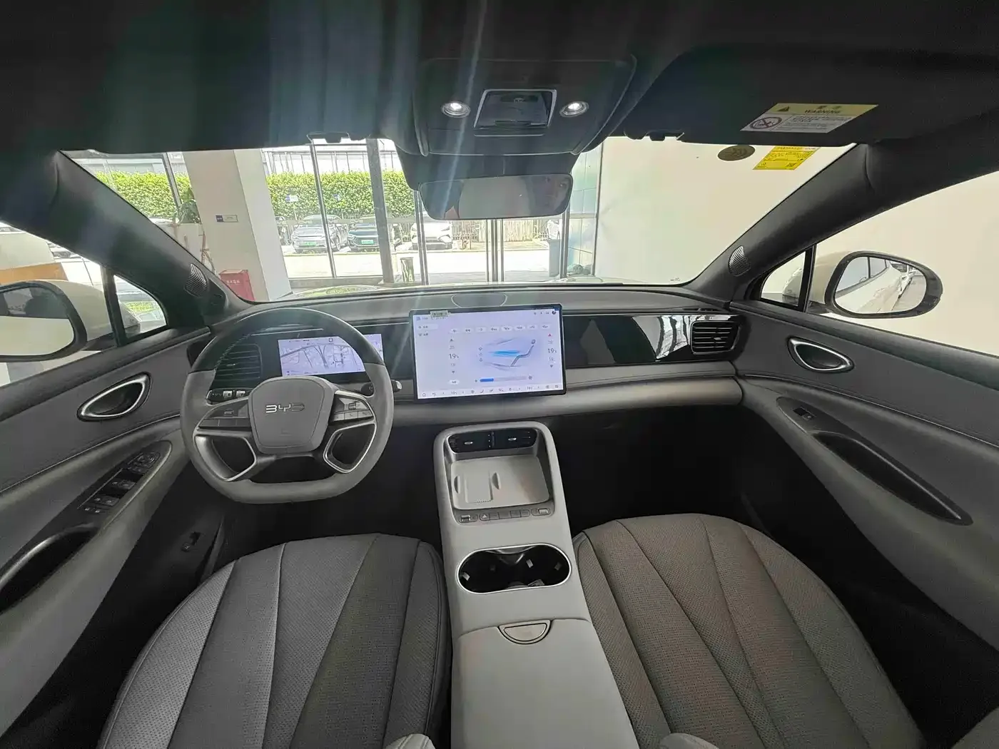 BYD Sealion 06 New Energy 2025 DM-i 170 Pilot Pro Edition — Фото автомобиля 7