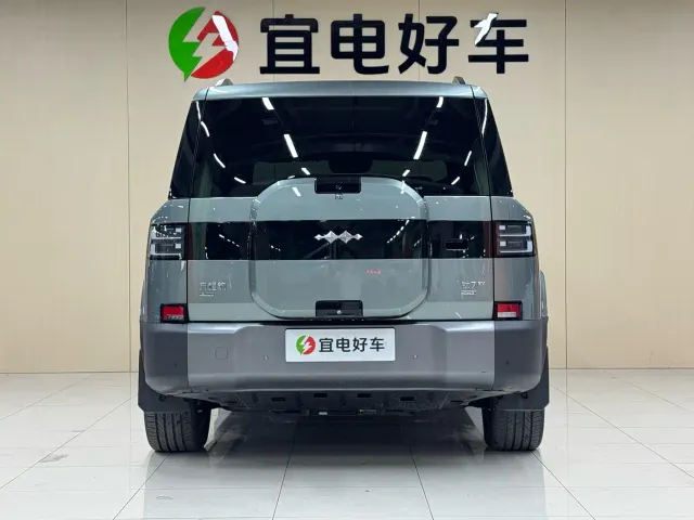 BYD FangChengBao Titanium 7 — Фото автомобиля 7