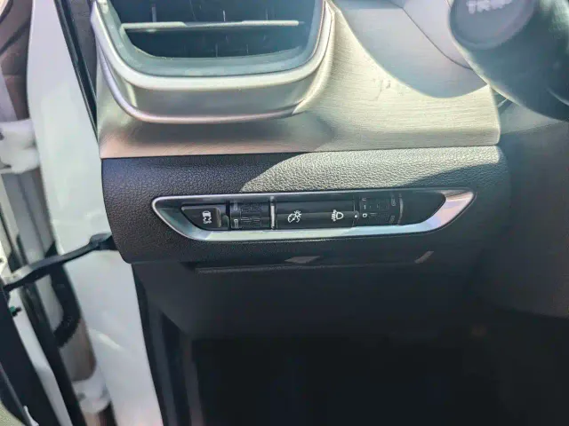 Geely Binyue — Фото автомобиля 13