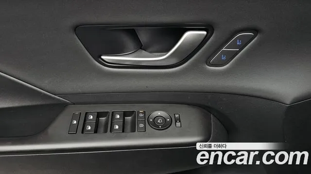 Hyundai Kona SX2 — Фото автомобиля 18