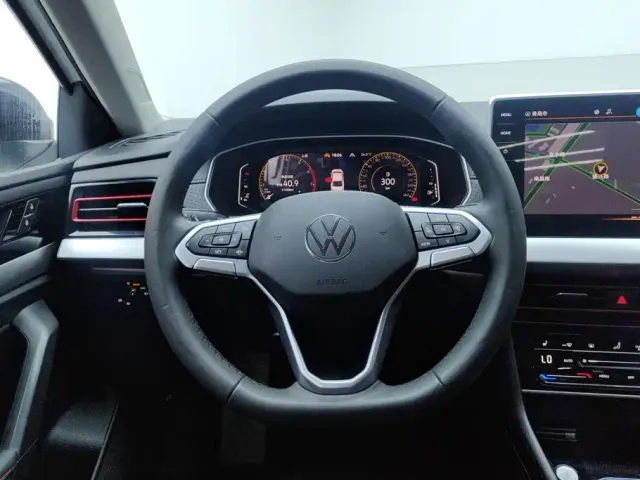 Volkswagen Lavida — Фото автомобиля 15