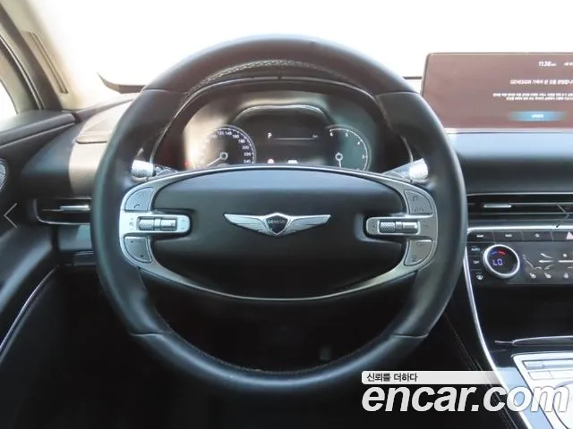 Genesis GV80 — Фото автомобиля 12