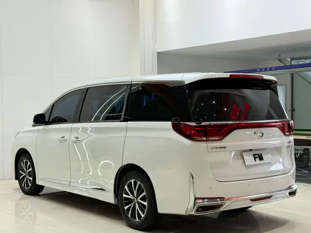 GAC Trumpchi M8 — Фото автомобиля 14