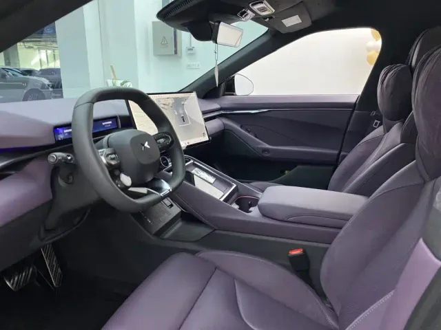 Xpeng P7 — Фото автомобиля 19