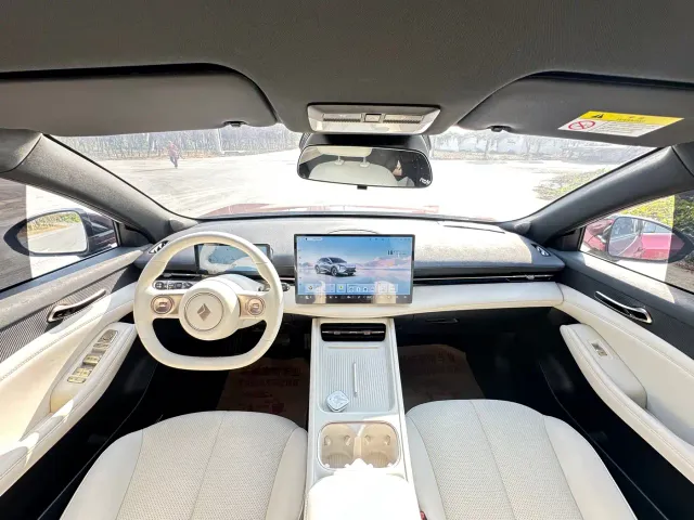 Baojun Yunhai — Фото автомобиля 12