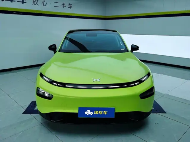 Xpeng P7 — Фото автомобиля 2