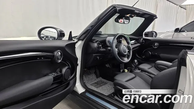 Mini Cooper Convertible — Фото автомобиля 10