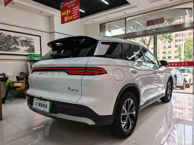 BYD Song Pro — Фото автомобиля 12