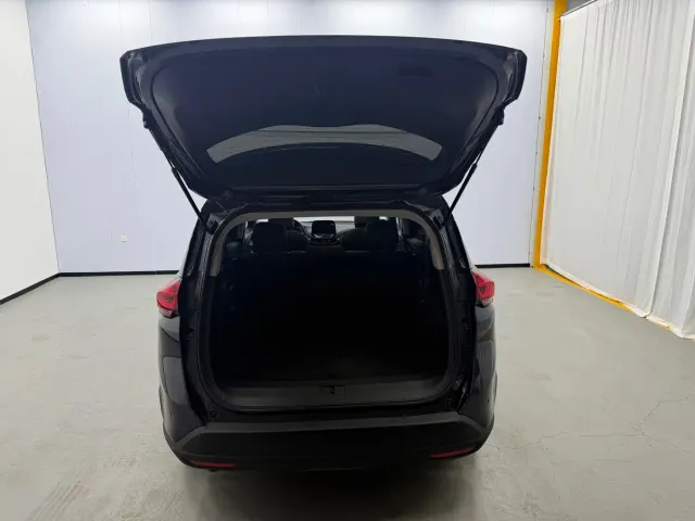 Chevrolet Orlando — Фото автомобиля 12