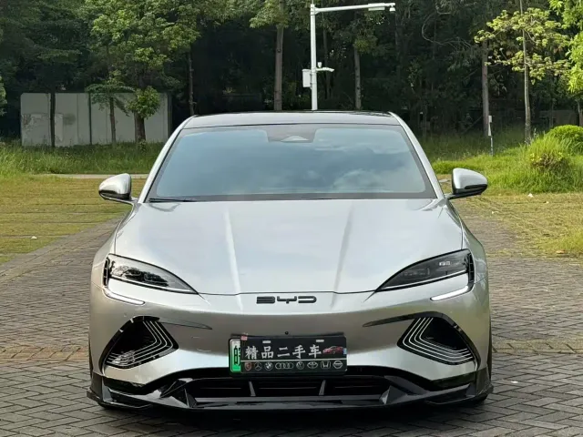 BYD Seal — Фото автомобиля 2