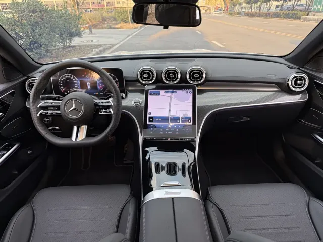 Mercedes-Benz C-Class — Фото автомобиля 11