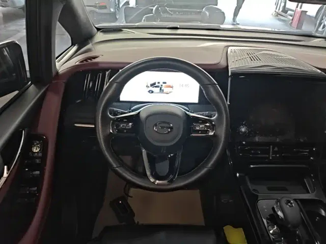 GAC Trumpchi M8 — Фото автомобиля 10
