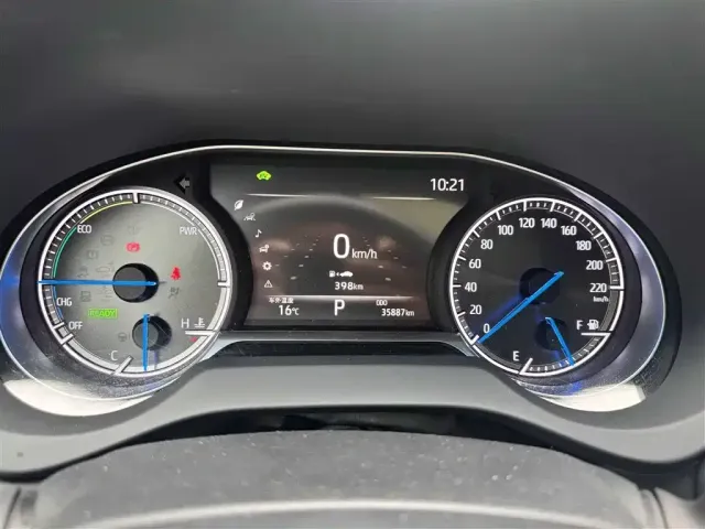 Toyota Harrier — Фото автомобиля 4