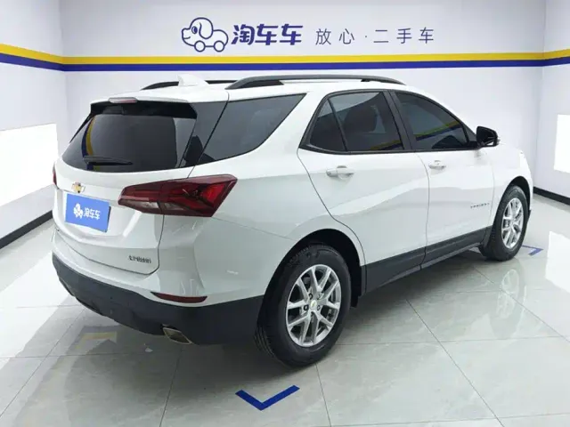 Chevrolet Equinox — Фото автомобиля 3