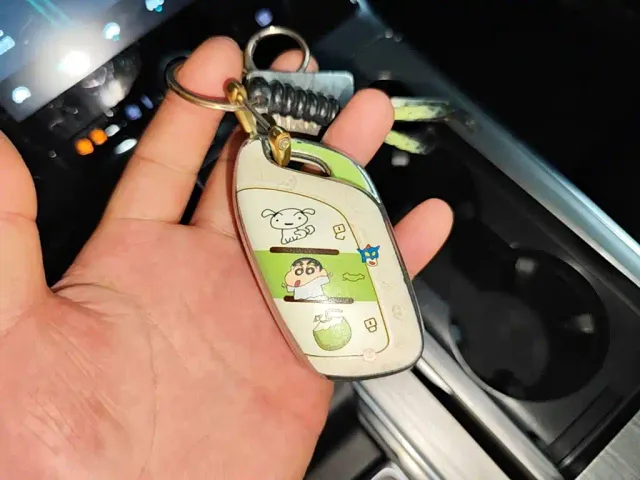 Roewe RX5 — Фото автомобиля 8