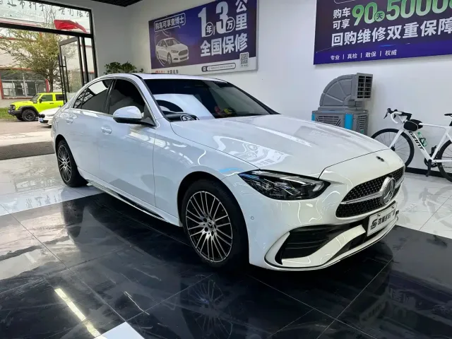 Mercedes-Benz C-Class — Фото автомобиля 3