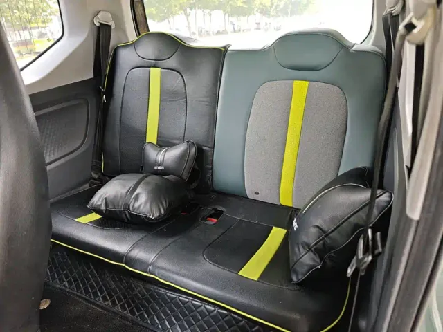 Wuling Hongguang Mini EV — Фото автомобиля 12