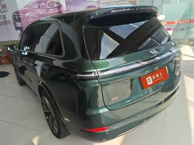 Li Auto L9 — Фото автомобиля 3