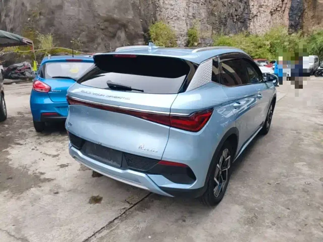 BYD Yuan PLUS — Фото автомобиля 6