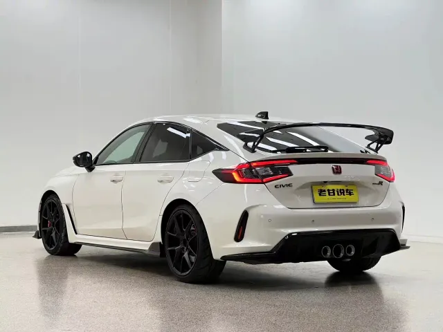 Honda Civic — Фото автомобиля 5