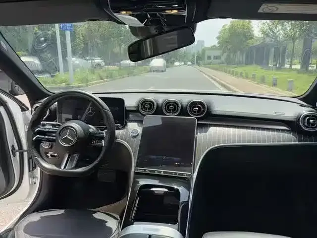 Mercedes-Benz C-Class — Фото автомобиля 4