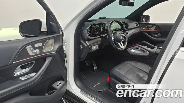 Mercedes-Benz GLS-Class — Фото автомобиля 11