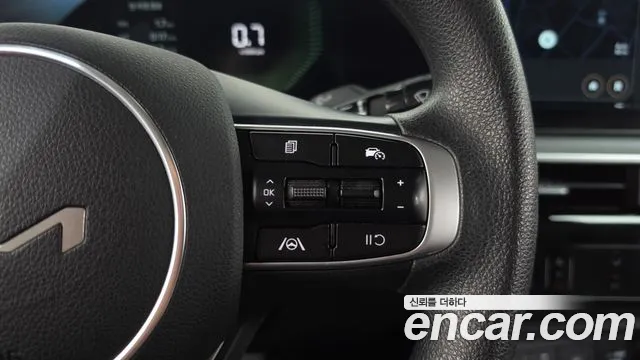Kia K5 Новый K5 3 поколение 2.0 LPi(Для проката) — Фото автомобиля 14