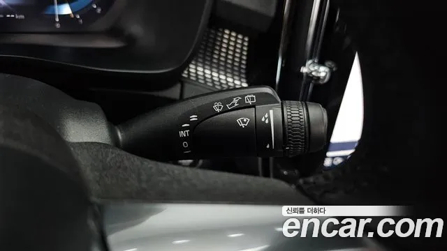Вольво XC40 B4 Black Edition — Фото автомобиля 27